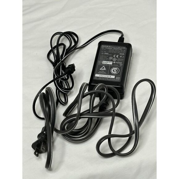 Genuine OEM Sony AC Adapter Power Supply Fits AC-L15A AC-L15B AC-L15 AC-L100 - Picture 1 of 6
